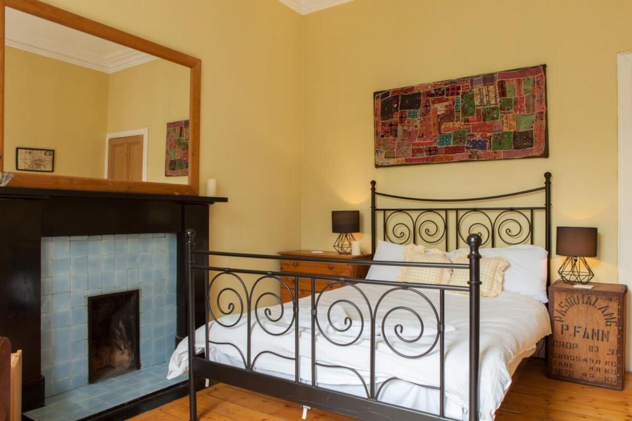 Amazing 4 Bedroom Apartment Just Off The Meadows Edinburgh Buitenkant foto