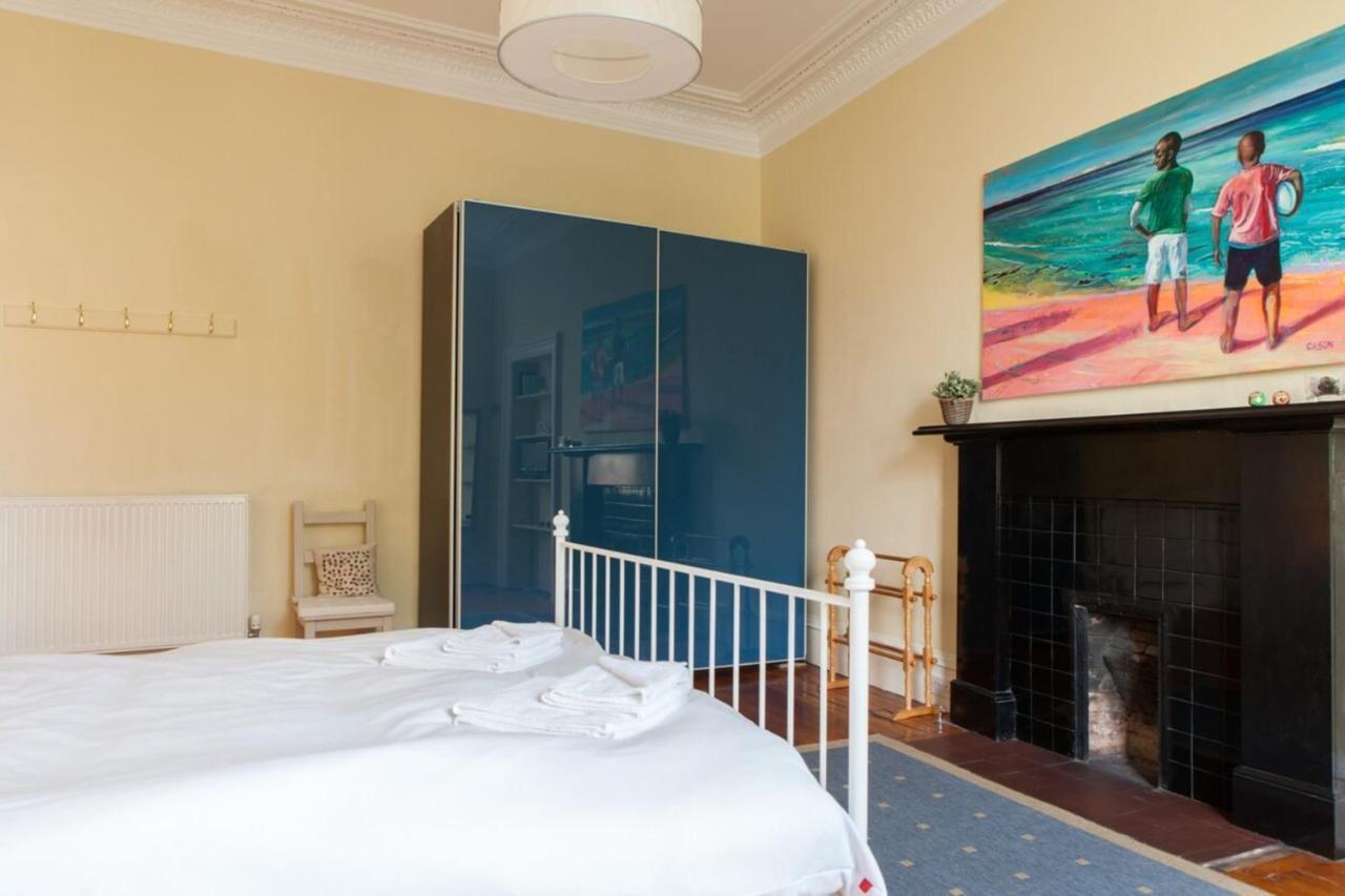 Amazing 4 Bedroom Apartment Just Off The Meadows Edinburgh Buitenkant foto