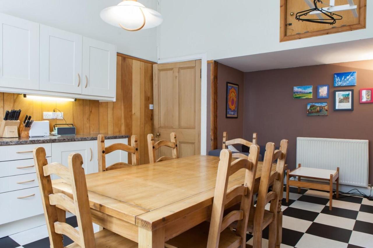 Amazing 4 Bedroom Apartment Just Off The Meadows Edinburgh Buitenkant foto